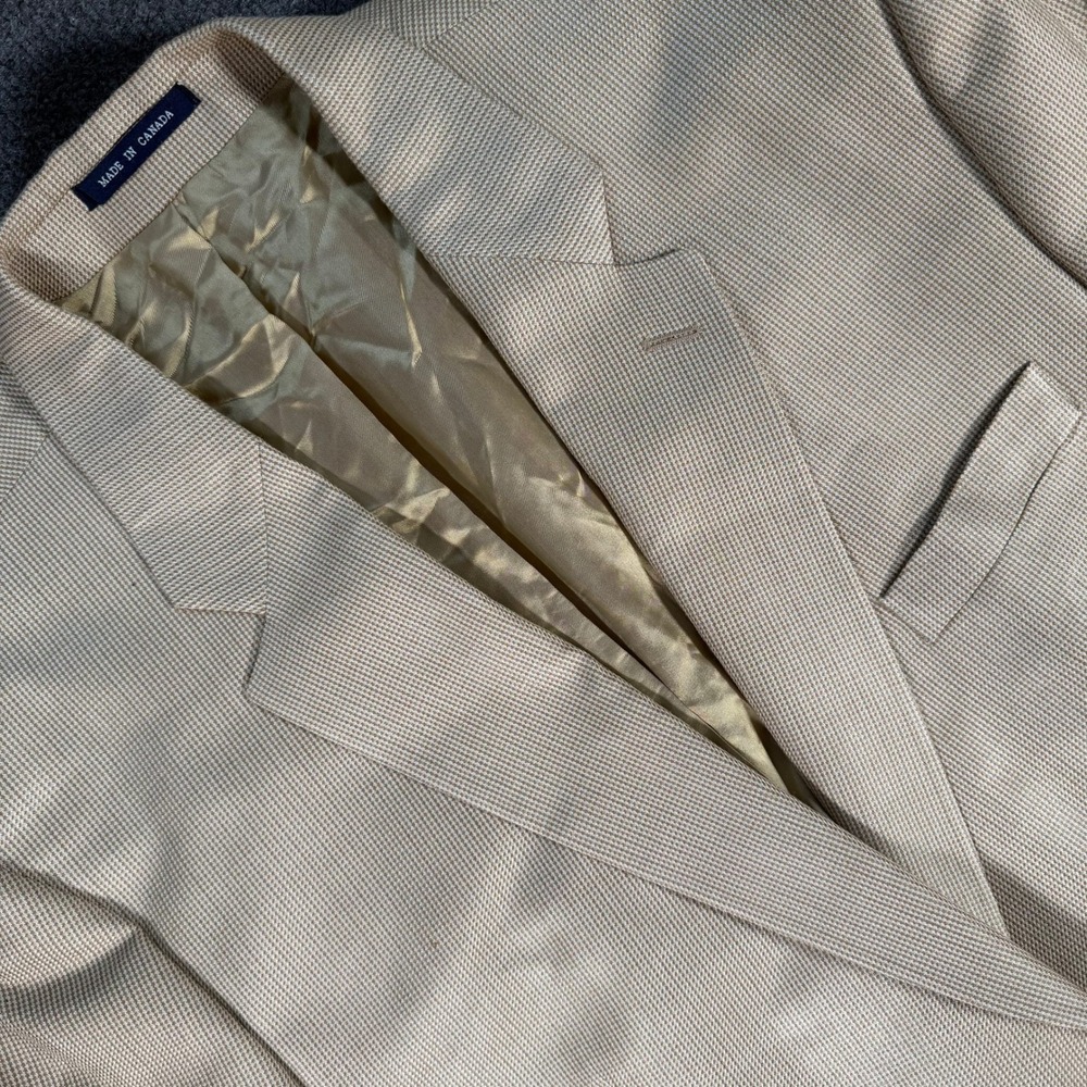 Dillard's Mens 50L Silk Blazer Sport Coat Tan Beige Micro Pattern Made in Canada